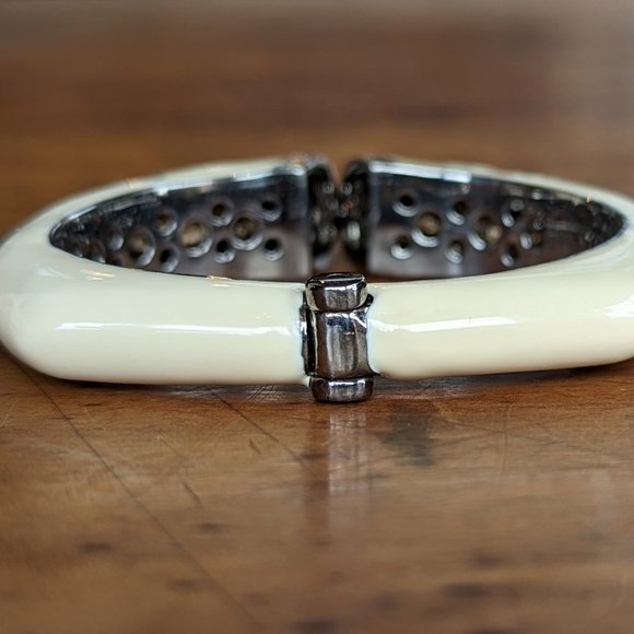 Rina Limor Off White Enamel Bracelet 925 Sterling Silver Clamper Bangle Signed - Picture 4 of 8